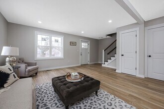 14 Paige Hill Rd in Brimfield, MA - Building Photo - Building Photo