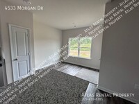 4533 Morgan Dr in Pinson, AL - Foto de edificio - Building Photo