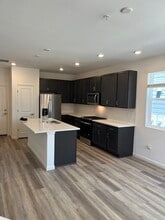 1910 Rosen Dr in Fort Collins, CO - Building Photo - Building Photo