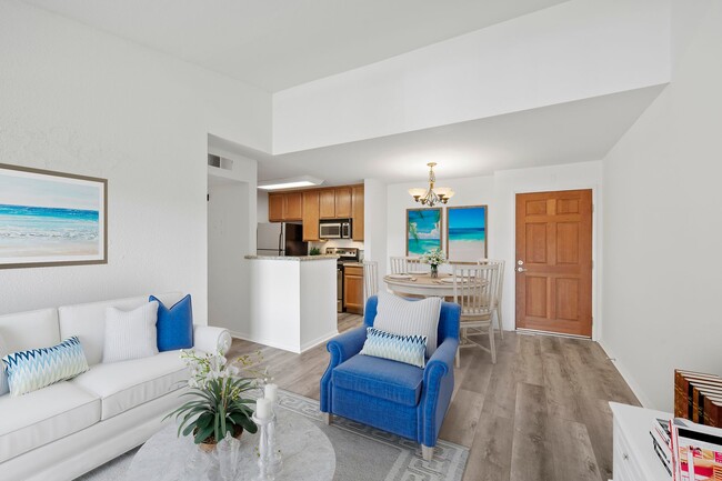 7150 Shoreline Dr in San Diego, CA - Building Photo - Building Photo