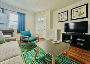 918 Harris St in Burlington, NC - Building Photo