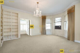 923 Beacon St, Unit 1 in Boston, MA - Building Photo - Building Photo