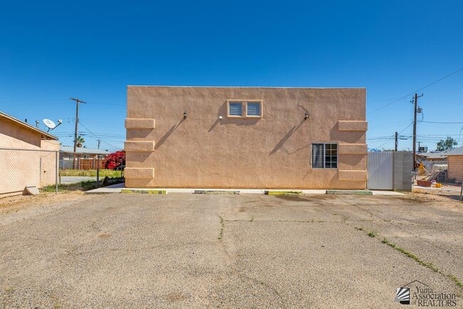 1857 S 2nd Ave in Yuma, AZ - Building Photo - Building Photo
