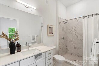 5007 Nimes Rd in Charlotte, NC - Building Photo - Building Photo