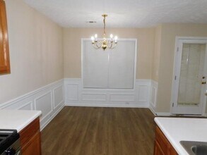 2088 Manhattan Pkwy in Decatur, GA - Building Photo - Building Photo