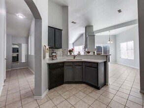 1305 Greenbriar Ln in McKinney, TX - Building Photo - Building Photo