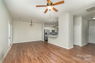 11516 Heritage Green Dr in Cornelius, NC - Building Photo - Building Photo