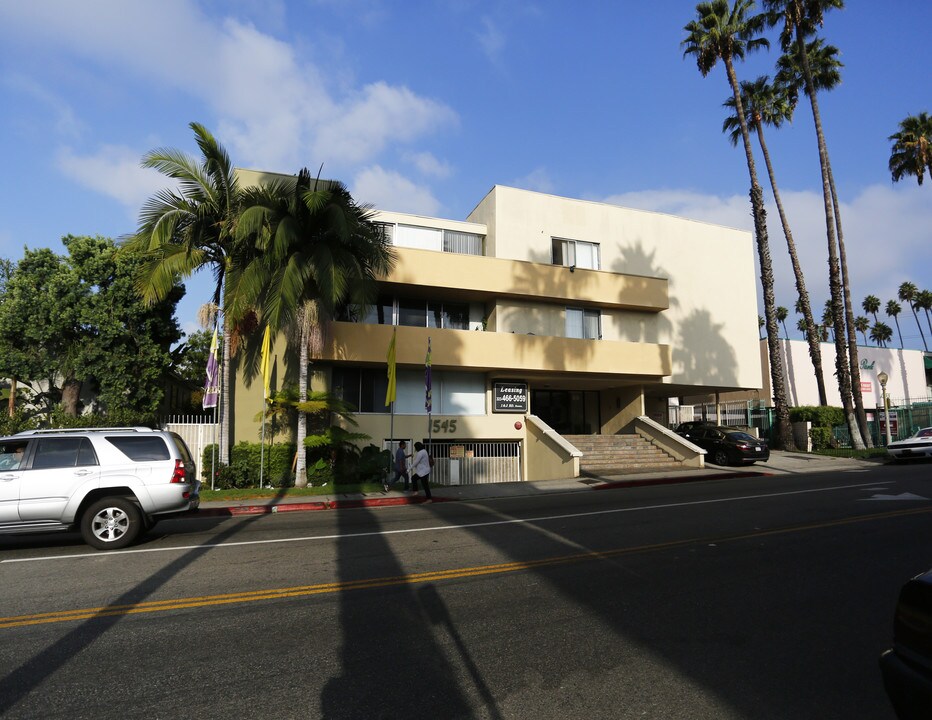 Bronson Towers in Los Angeles, CA - Building Photo