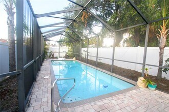 1002 W Lemon St in Tampa, FL - Building Photo - Building Photo