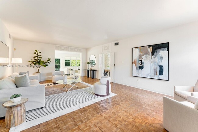 property at 5150 La Gorce Dr