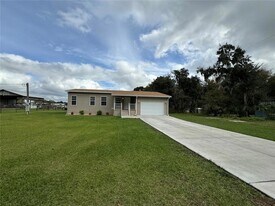 1857 Streetman Dr in Fish Hawk, FL - Building Photo