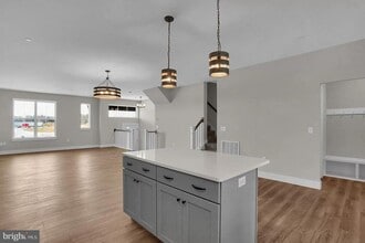 121 Despina Dr in Mechanicsburg, PA - Building Photo - Building Photo