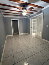 917 Leonard St in Pasadena, TX - Building Photo - Building Photo