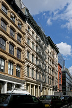 96-98 Grand St in New York, NY - Building Photo - Building Photo