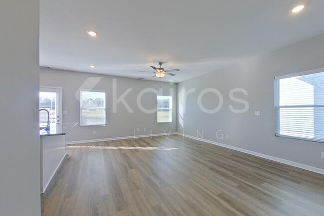 888 Silent Barge Cv in Aiken, SC - Foto de edificio - Building Photo