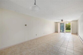 510 Child St in Warren, RI - Building Photo - Building Photo