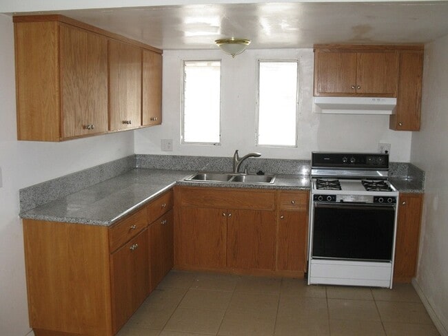 property at 151 S Idaho St