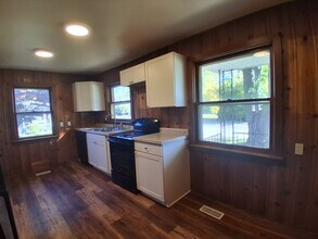 108 N Webster St in Catlin, IL - Building Photo - Building Photo