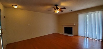 5007 Sharon Rd-Unit -Unit N in Charlotte, NC - Building Photo - Building Photo