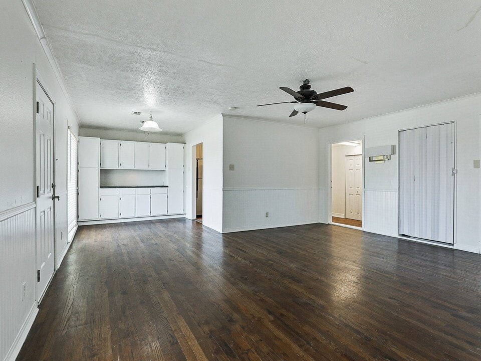 6950 Hillcrest Ave, Unit 1 in Dallas, TX - Building Photo
