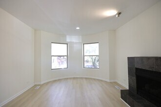 1223 E 52nd St in Chicago, IL - Building Photo - Building Photo