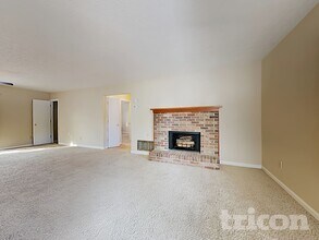 3533 Fannin Dr in Stonecrest, GA - Foto de edificio - Building Photo