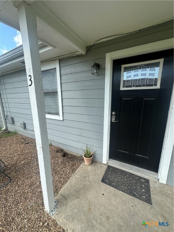property at 1609 Meadowview Dr