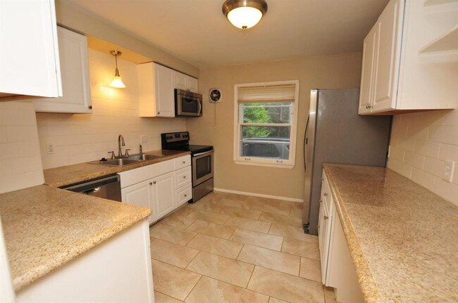 312 S 7th St, Unit 1 in Ann Arbor, MI - Foto de edificio - Building Photo