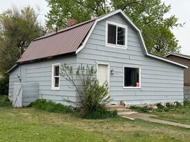 1148 McKinley Ave in Havre, MT - Building Photo