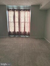 130 Kenwood Dr in Sicklerville, NJ - Building Photo - Building Photo