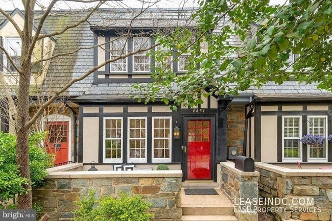 property at 4434 Reservoir Rd NW