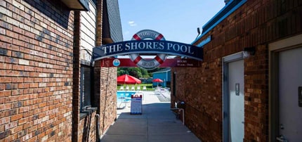 9973 Harbor Beach Ct in Fair Haven, MI - Foto de edificio - Building Photo