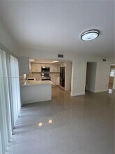 12370 SW 52nd Pl in Cooper City, FL - Building Photo - Building Photo
