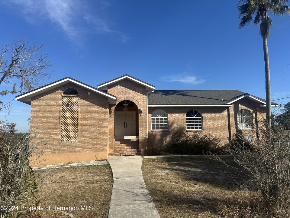 6340 Landover Blvd in Spring Hill, FL - Building Photo