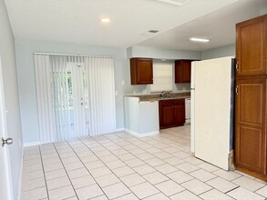 1409 Niobe Ct in Orlando, FL - Building Photo - Building Photo