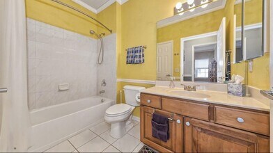 7 Tribeca Ave in Jersey City, NJ - Building Photo - Building Photo