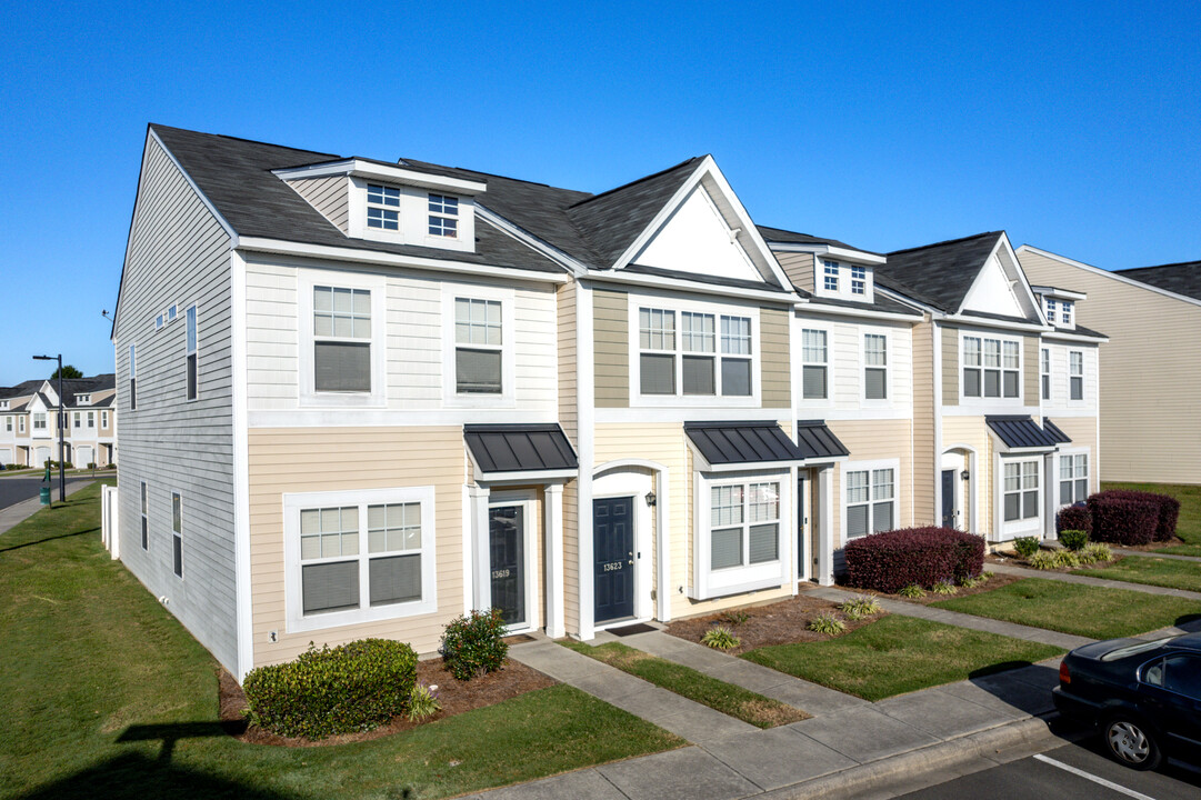 Calloway Glen in Charlotte, NC - Building Photo