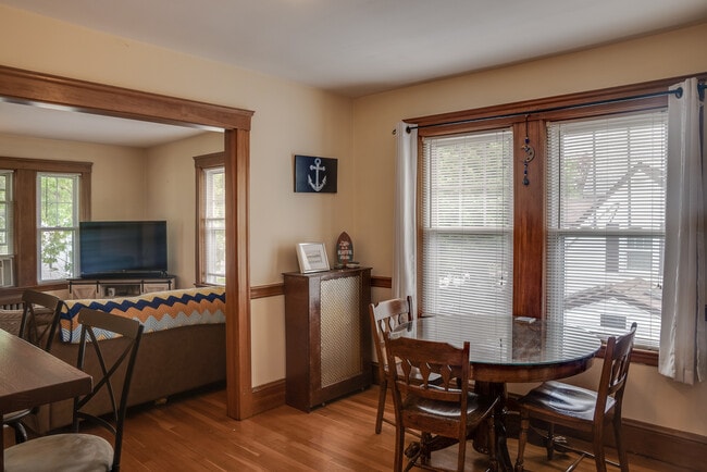 26 Donnybrook Rd, Unit 2 in Boston, MA - Foto de edificio - Building Photo