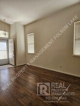 346 Leckenby Way in Folsom, CA - Building Photo - Building Photo