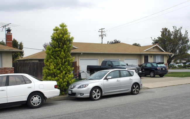 19315 Sorenson Ave in Cupertino, CA - Building Photo - Building Photo