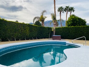 1489 E Francis Dr in Palm Springs, CA - Building Photo - Building Photo