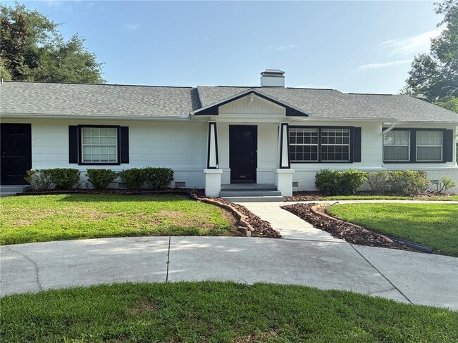 37935 Coleman Ave in Dade City, FL - Building Photo - Building Photo