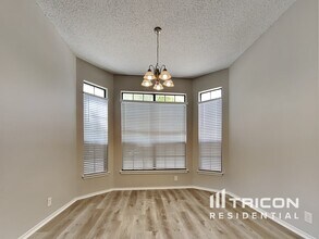 10223 Canton Fld Dr in San Antonio, TX - Building Photo - Building Photo