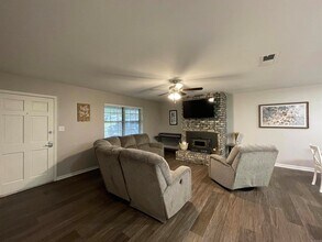 6503 Chaparral St in Texarkana, TX - Building Photo - Building Photo