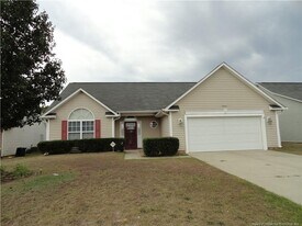 2465 Gray Goose Loop in Fayetteville, NC - Building Photo
