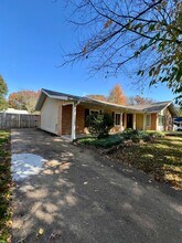 1515 Mautenne Dr in Ballwin, MO - Building Photo - Building Photo