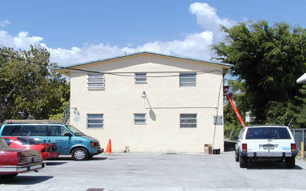 955 SW 6th St in Miami, FL - Building Photo - Building Photo