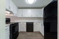 Stone Creek Apartments at Oregon City - 6