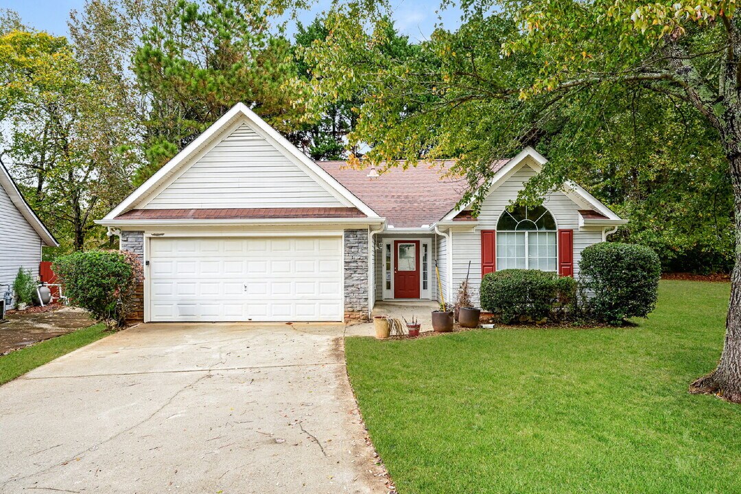 819 Sweetwater Way in Mcdonough, GA - Building Photo