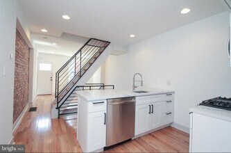 2527 E Gordon St in Philadelphia, PA - Building Photo - Building Photo